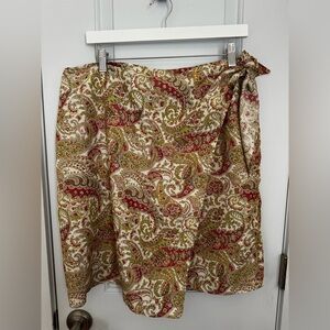 Liz Claiborne Paisley Wrap Skirt in Cream, Olive & Red